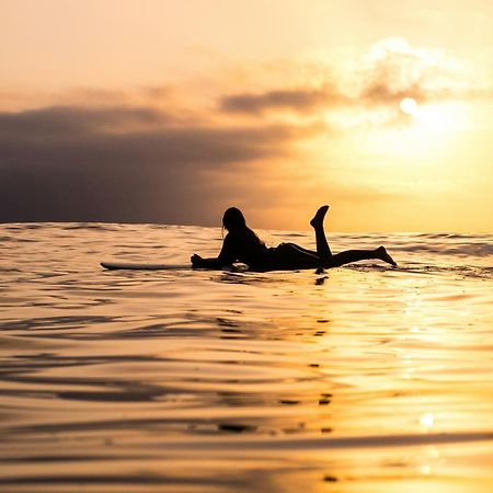 Caruma Surf Hostel Matosinhos  Bagian luar foto